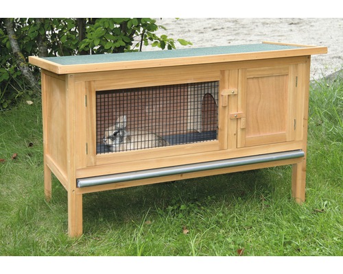 Clapier en bois avec porte grillagée et lapin