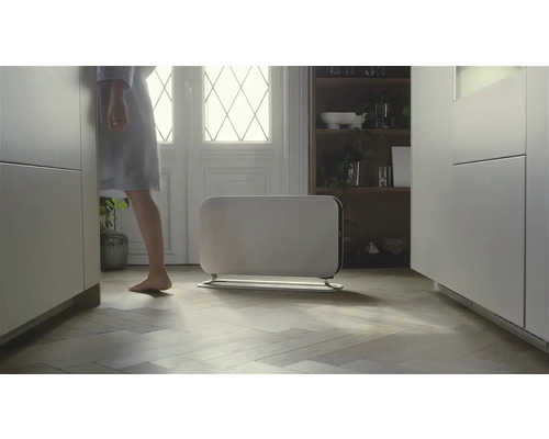 Scène d''un appareil de chauffage dans un espace de vie.