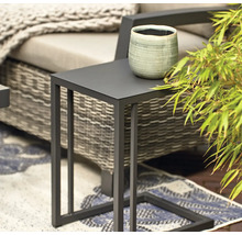 Table d''appoint en métal avec jardinière à l''extérieur