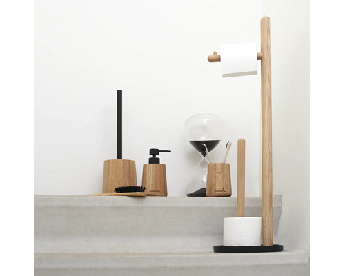 Badezimmerzubehör aus Holz, bestehend aus Toilettenbürste, Seifenspender, Zahnbürstenhalter, Toilettenpapierhalter und Sanduhr