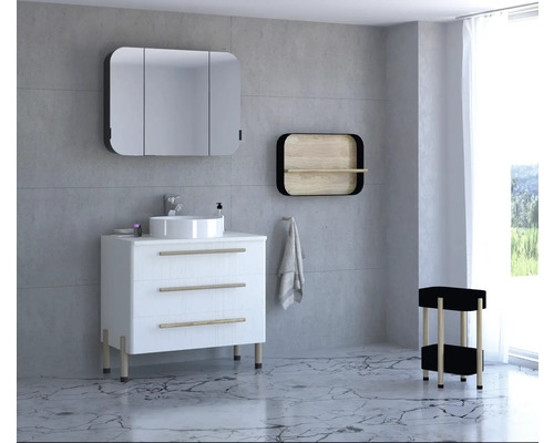 Salle de bain avec lavabo, miroir, étagère et tabouret pour une ambiance moderne