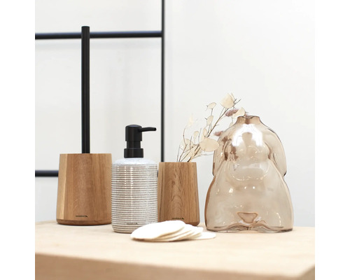 Badezimmer-Accessoire-Set mit Seifenspender, Becher, Toilettenbürste und dekorativer Glasvase