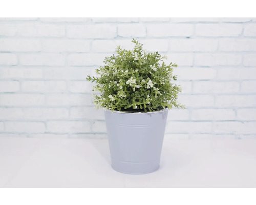 Künstliche Pflanze im Topf