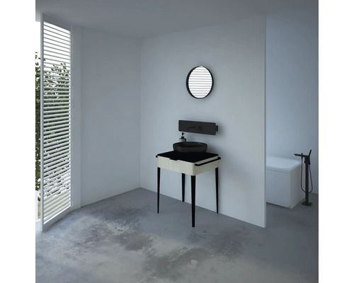 Salle de bain moderne avec meuble-lavabo, miroir et baignoire