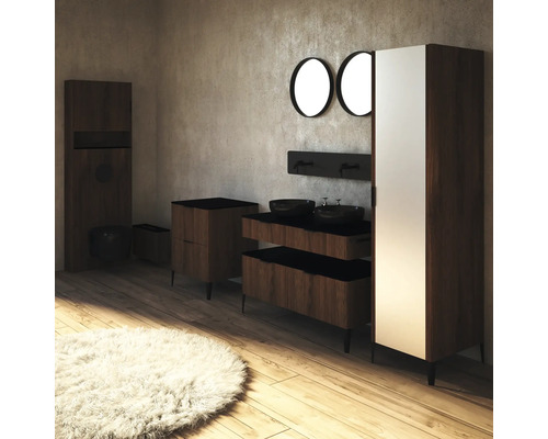 Salle de bain moderne avec lavabo, miroirs et combinaison WC aspect bois.