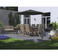 Terrasse avec ensemble de meubles de jardin, barbecue et parasol