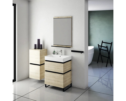 Salle de bains moderne avec meuble sous-lavabo, miroir et baignoire