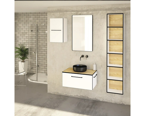 Aménagement de salle de bains avec meuble sous-vasque, vasque à poser, armoire de toilette, meuble haut et étagère