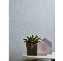 Papier peint avec une texture fine dans un intérieur