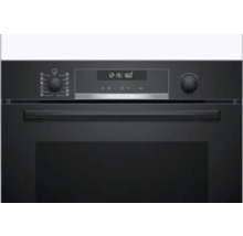 Bosch Backofen mit Bedienelementen und Display