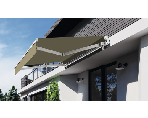 Store banne déployé sur la maison