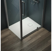 Cabine de douche avec receveur et évacuation carrée