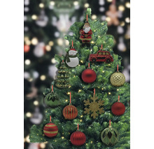 Arbre de Noël décoré avec boules et figurines