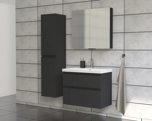 Modernes Badezimmer mit Waschtischunterschrank, Spiegelschrank und Hochschrank