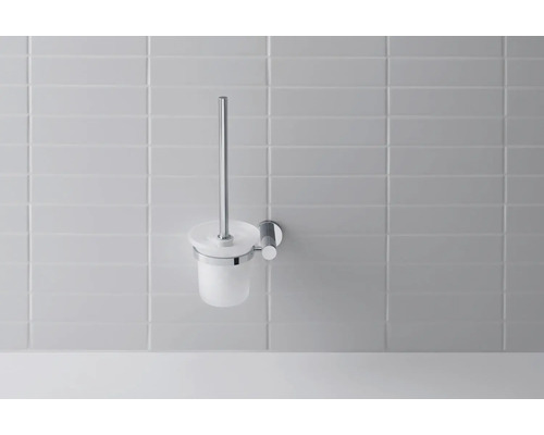 Wandmontierte WC-Garnitur mit Behälter und Bürste