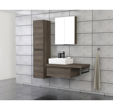Modernes Badezimmerensemble mit Waschtisch, Spiegelschrank und Hochschrank