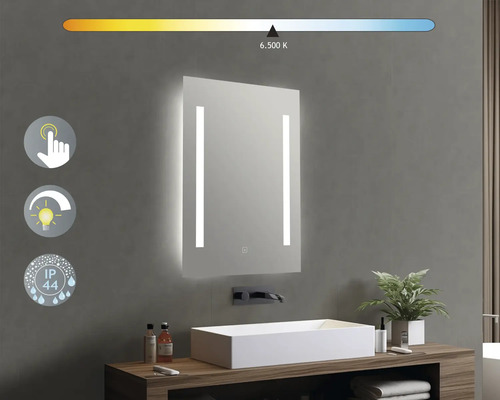 Miroir lumineux avec fonction tactile dans la salle de bain