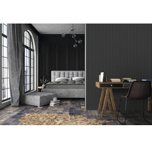 Chambre à coucher avec lit, bureau et panneaux muraux