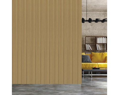 Intérieur avec lambris en bois rainuré, canapé, étagère et suspension