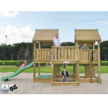 Aire de jeux en bois avec toboggan, échelle et plusieurs niveaux de jeu pour enfants