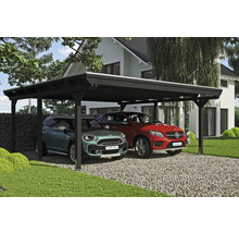 Double abri de voiture en bois avec deux voitures garées devant une maison