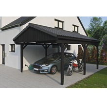 Holzcarport mit Auto und Motorrad im Hof