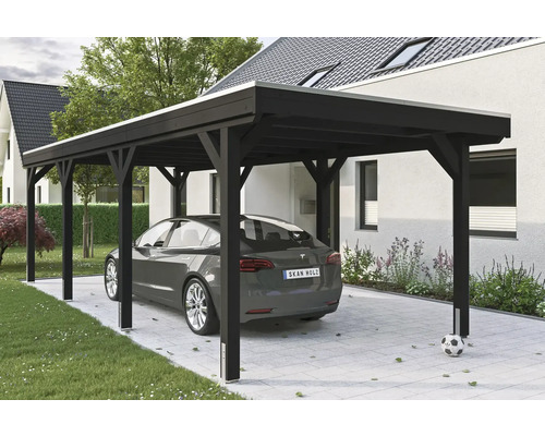 Carport aus Holz mit Auto auf Einfahrt