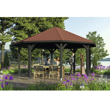 Sechseckiger Pavillon mit Tisch und Stühlen im Garten