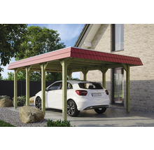 Freistehender Carport aus Holz mit rotem Dach neben einem Haus mit einem geparkten Auto