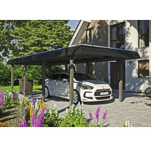 Carport aus Holz mit Auto davor