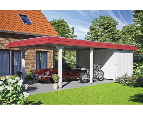 Carport mit Geräteschuppen, in dem ein Auto und ein Motorrad stehen.