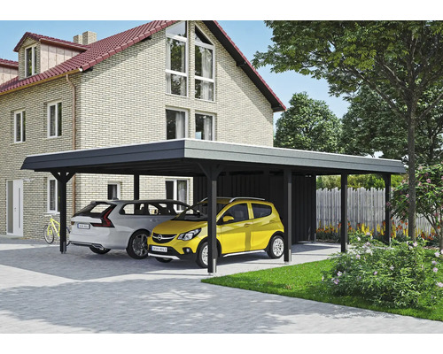 Abri de voiture avec deux voitures garées devant une maison.