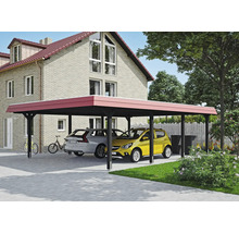 Doppelcarport aus Holz mit zwei geparkten Autos vor einem Wohnhaus.