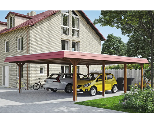 Double carport en bois avec deux voitures garées devant une maison