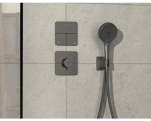 Ensemble de douche avec thermostat pour douche sur mur carrelé