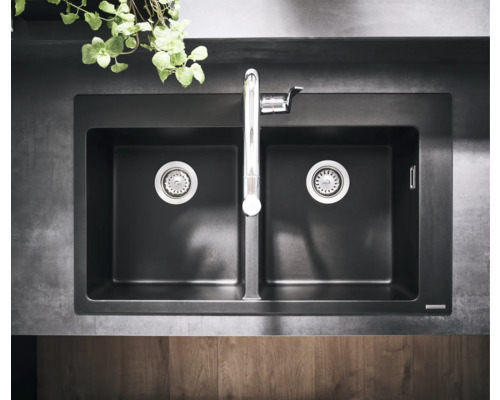 Évier double en matériau composite avec robinet