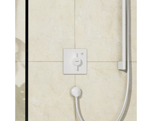 Robinet de douche Hansgrohe avec barre de douche et douchette