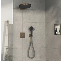 Dusche mit Kopfbrause, Handbrause und Thermostatarmatur