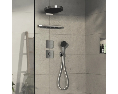 Douche avec pomme de tête, douchette à main et robinet thermostatique au mur