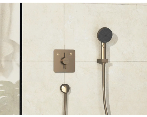 Ensemble de douche à main avec mitigeur thermostatique pour la douche