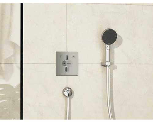 Ensemble de douche avec douchette à main et robinet thermostatique pour douche