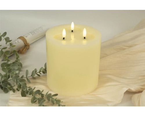 Bougie LED décorative avec trois flammes pour l''intérieur