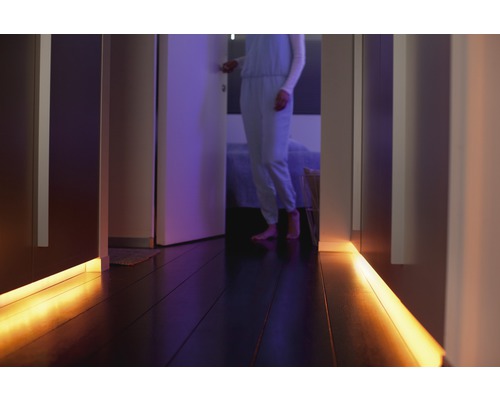 Ruban LED Philips hue Lightstrip Outdoor IP67 RGBW 37,5W 1600 lm L 5 m  compatible avec SMART HOME by hornbach - HORNBACH Luxembourg