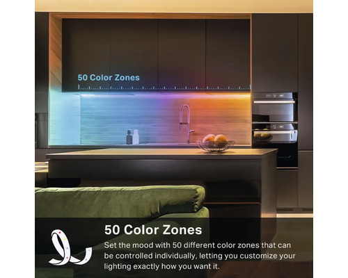 Scène de cuisine avec bandes LED à 50 zones de couleur sous les armoires de cuisine