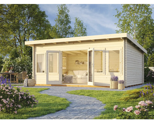 Maison de jardin en bois avec entrée ouverte et jardin environnant