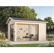 Abri de jardin en bois avec portes coulissantes et aménagement intérieur