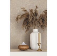 Dekorative Szene mit Vliestapete, Vase, Kerze und Diffusor