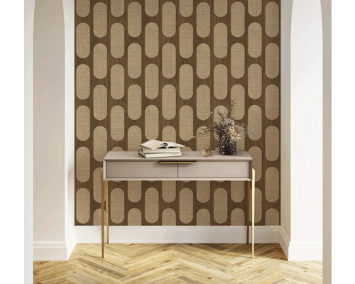 Mur décoratif avec papier peint à motifs et console