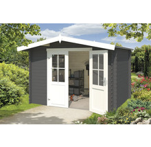 Gartenhaus mit geöffneten Doppeltüren, Regalen und Gartengeräten im Inneren.