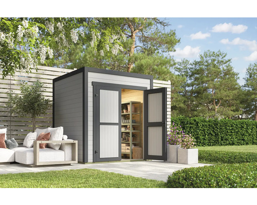Gartenhaus Outdoor Life Fynn 1 200 x 207,4 cm hellgrau Garten Szene mit Geräteschuppen und Gartenmöbeln